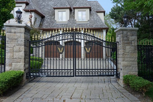 Grand Rapids Driveway Gate Service